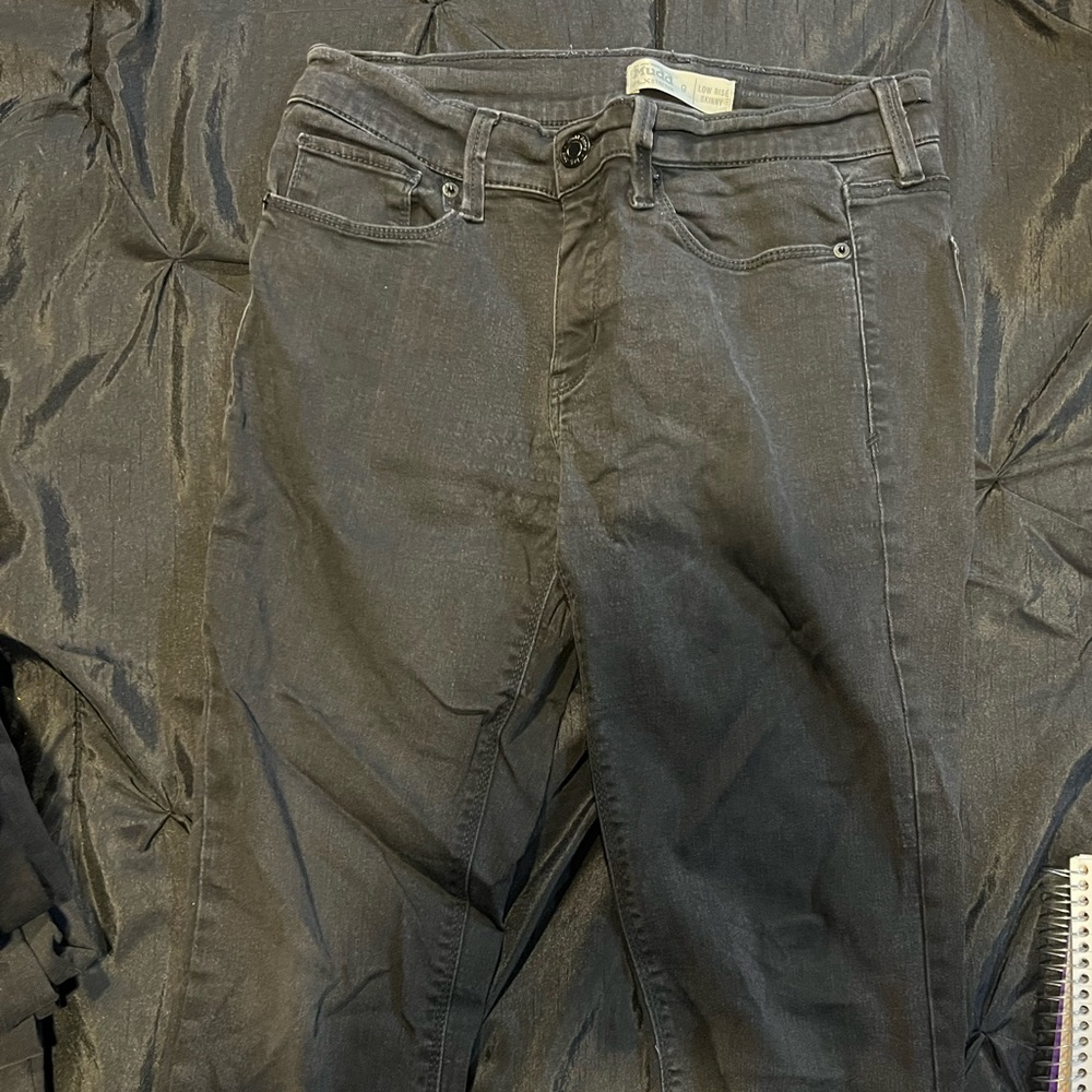 Mudd Low-Rise Skinny Jeans